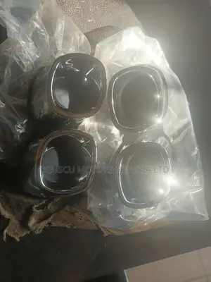 Exhaust Mouth for Back Spoiler Prado 2018 Model