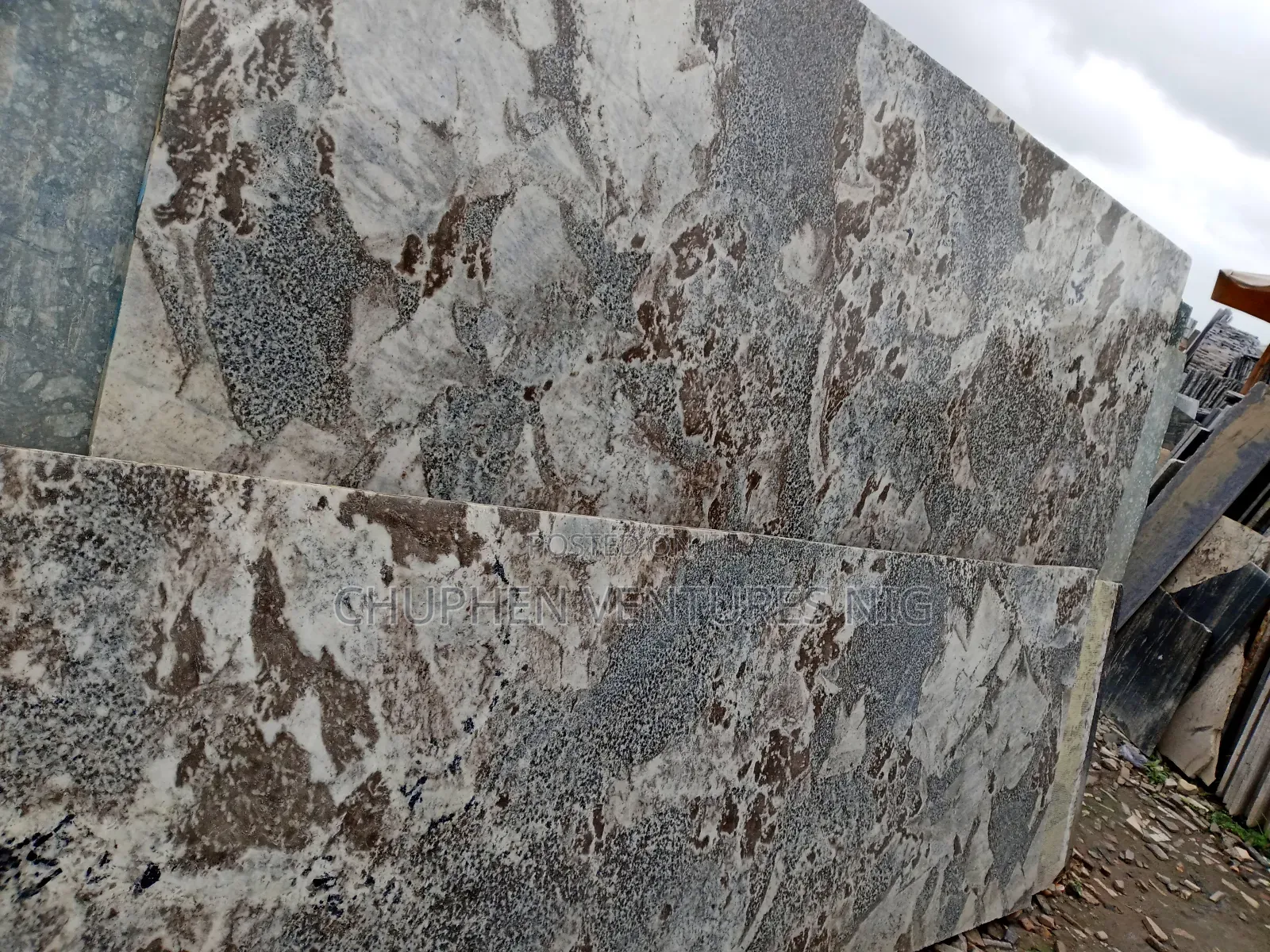 Desert Gray Granite for Kitchen Counter Top and Furnitures