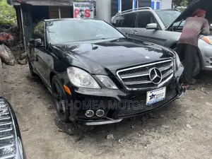 Mercedes-Benz E350 2012 Black