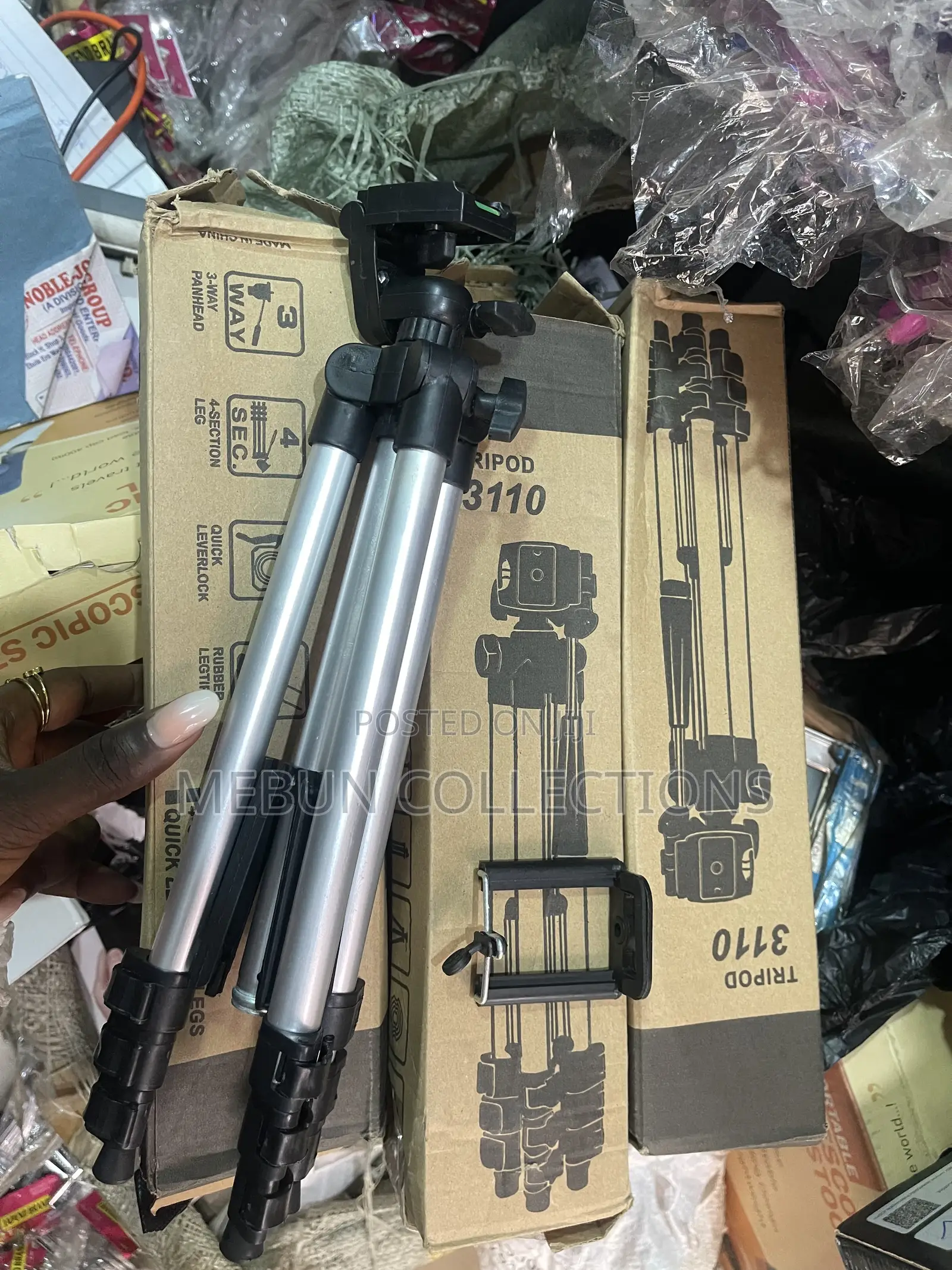 Tripod Stand 3110