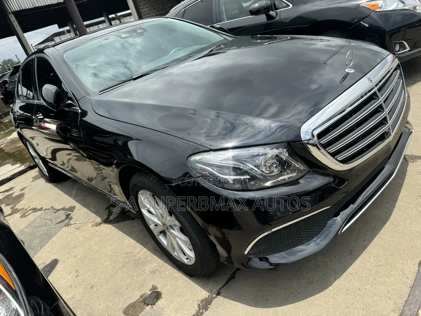 Mercedes-Benz E300 2017 Black