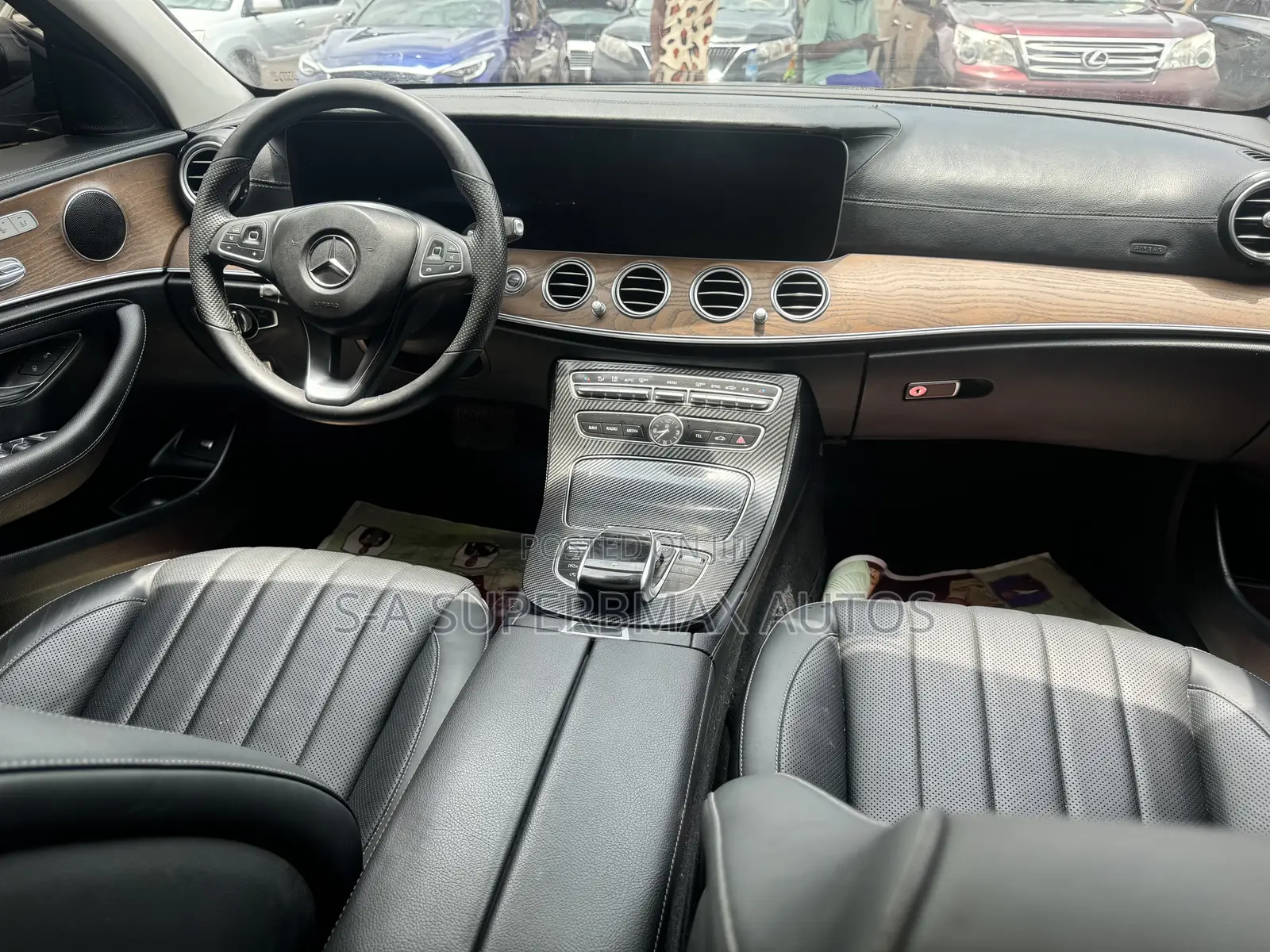 Mercedes-Benz E300 2017 Black