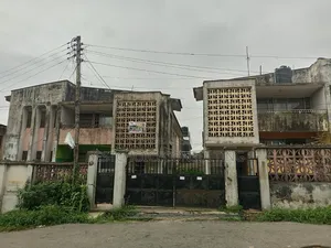 4bdrm Block of Flats in Ring Road, Ibadan for sale