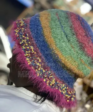 Photo - Classic Stylish Fur Luxe Women’S Headwarmer Hat