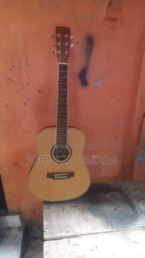 Dearly London Used Children Box Guiter