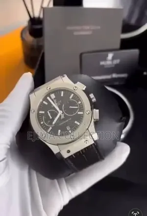 High Quality Hublot Leather Watch With Action Chronographs