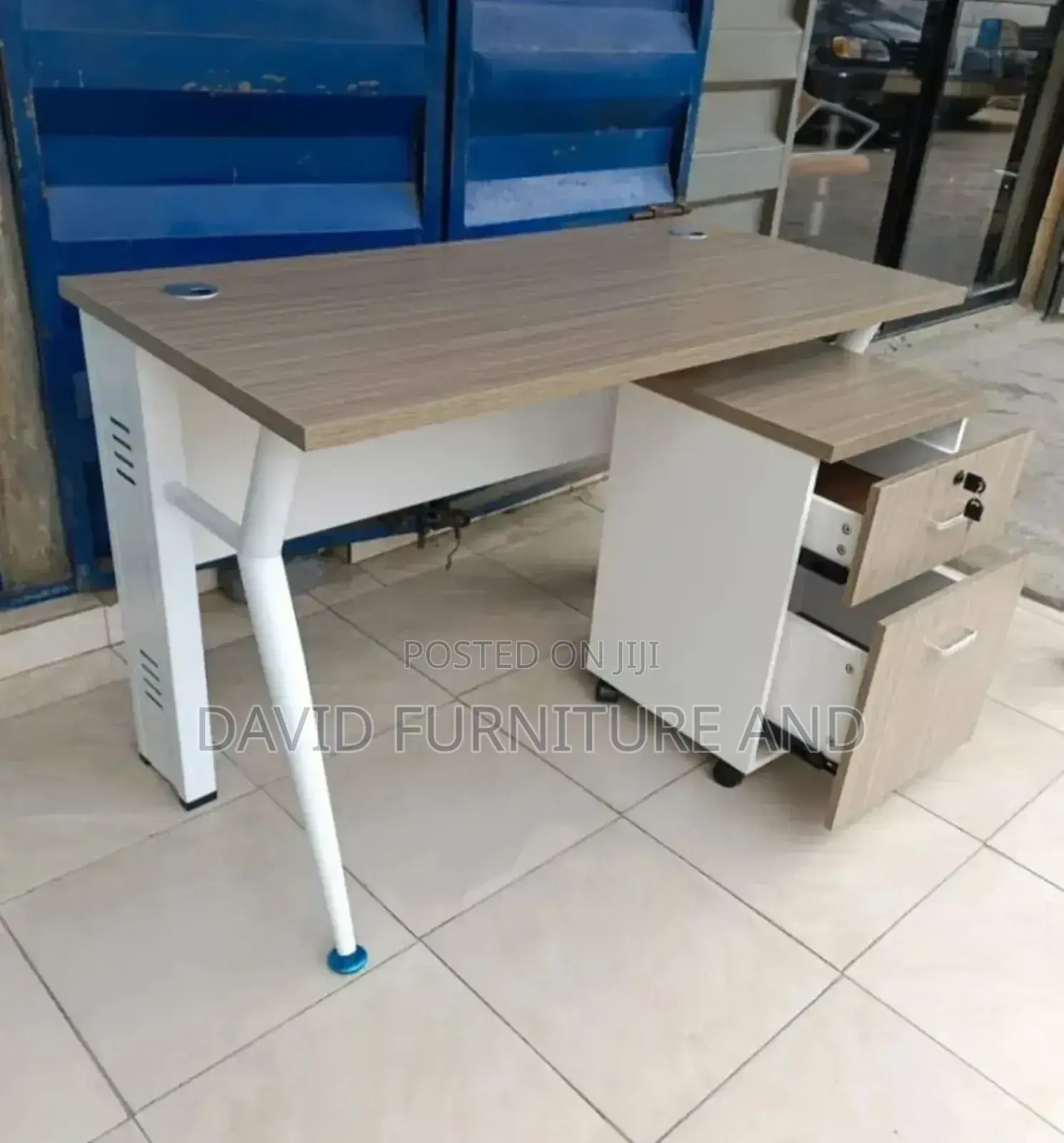 Metal Office Table