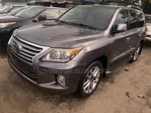 Lexus LX 570 (5 seats) AWD 2015 Silver