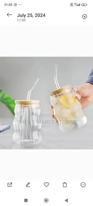 Bubble Line Glass Cup With Bamboo Lid and Straw