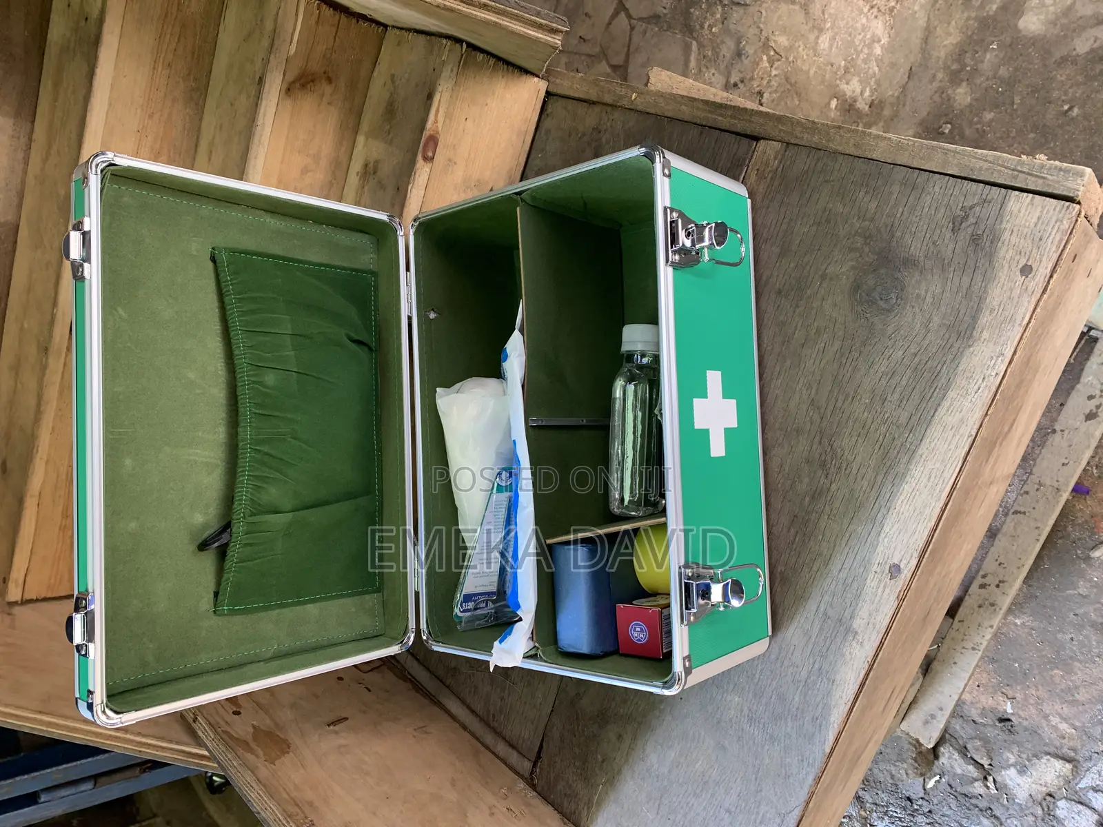 First Aid Kit (Equipped First Aid Box)