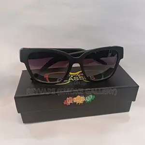 Glasses & Sunglasses