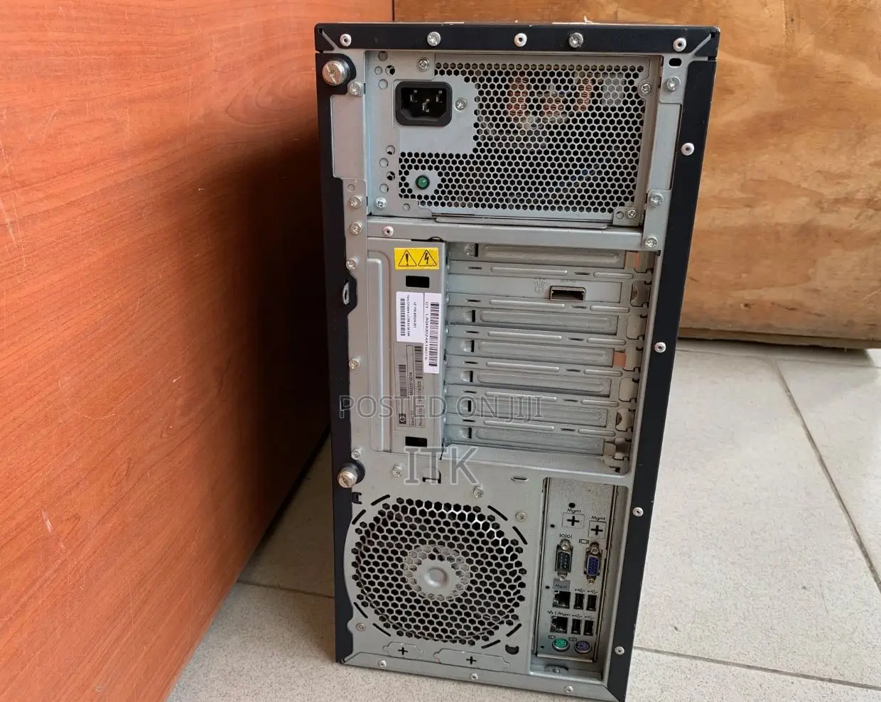 Server HP ProLiant ML 16GB Intel Xeon HDD 500GB