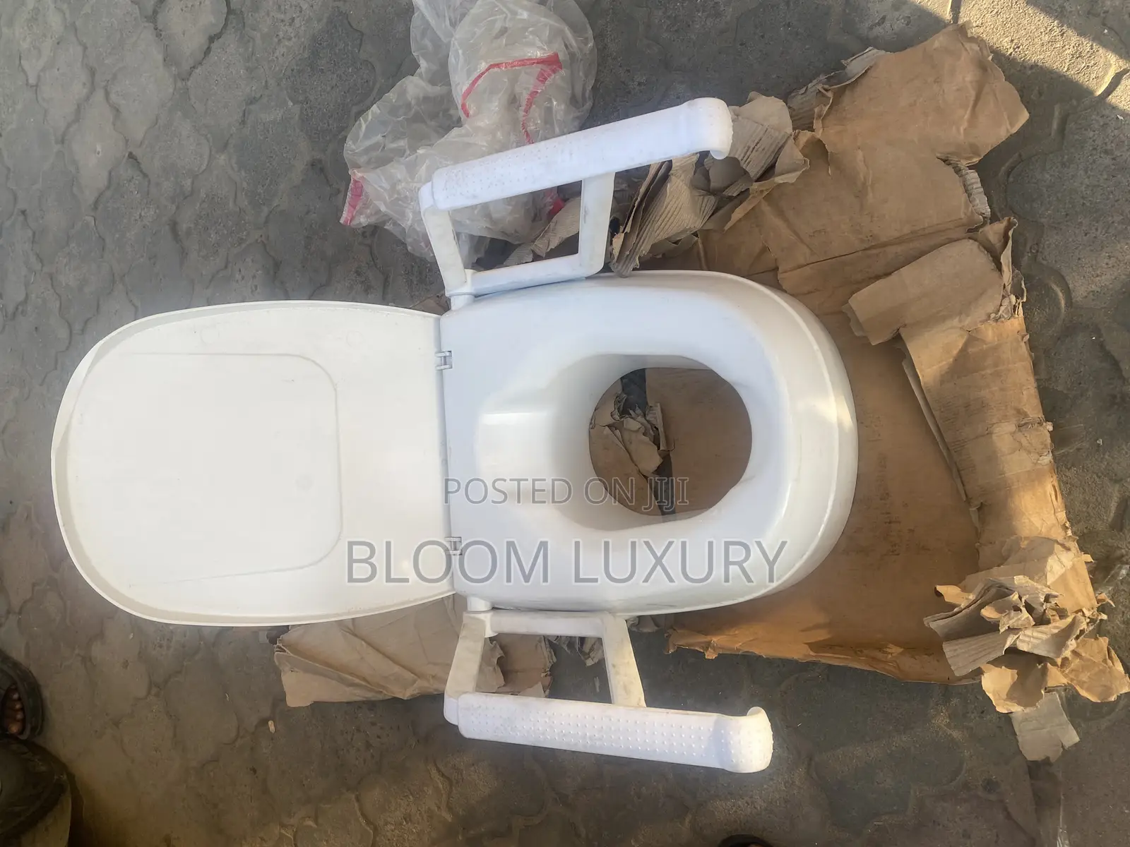 Disable Toilet Seat Cover With Handle