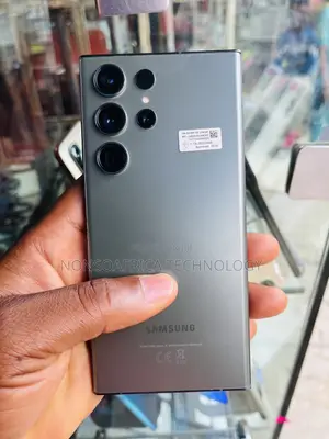 Photo - Samsung Galaxy S23 Ultra 256 GB Gray