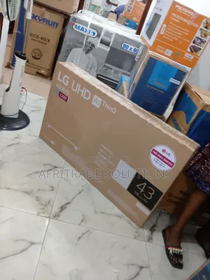 43" LG Ur73 Smart TV