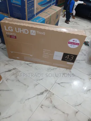 43" LG Ur73 SMART TV With Wall Bracket