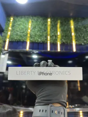 New Apple iPhone 16 128 GB Pink