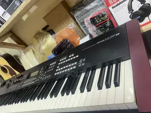 London  Use Yamaha MOXF8
