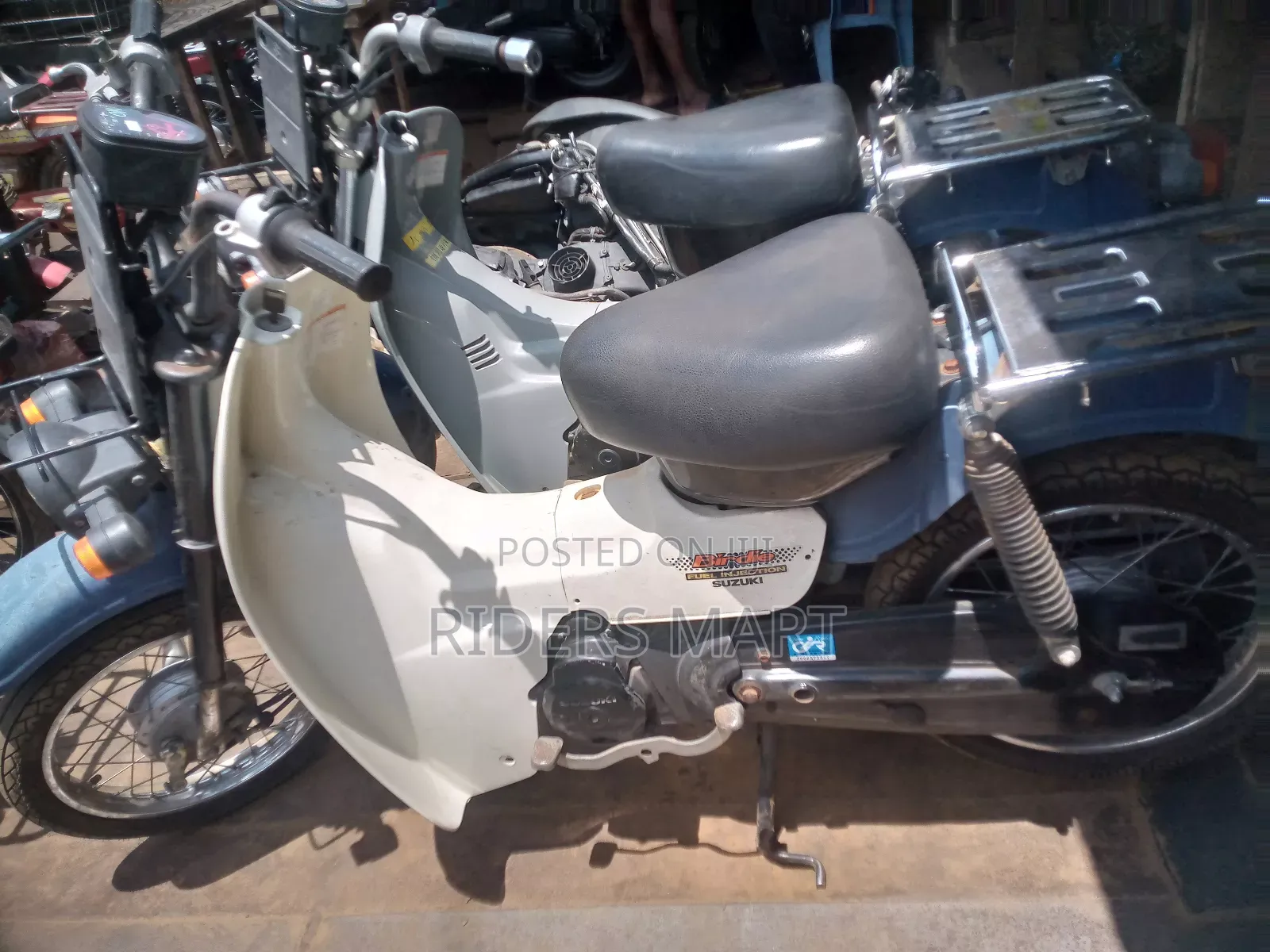 Suzuki 2019 Blue