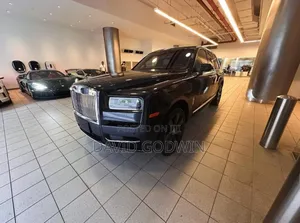Rolls-Royce Cullinan Base 2020 Black