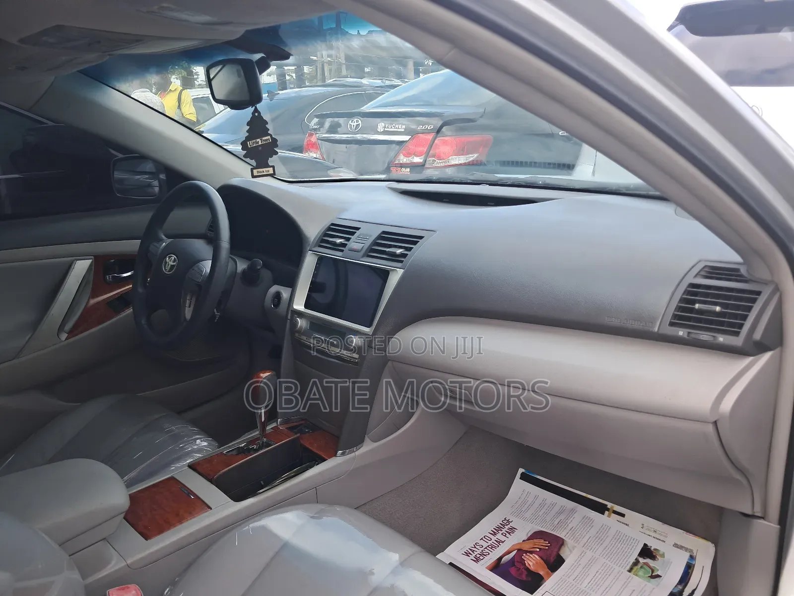 Toyota Camry 2010 Silver