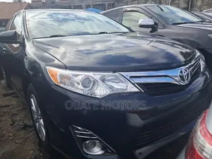 Photo - Toyota Camry 2013 Black