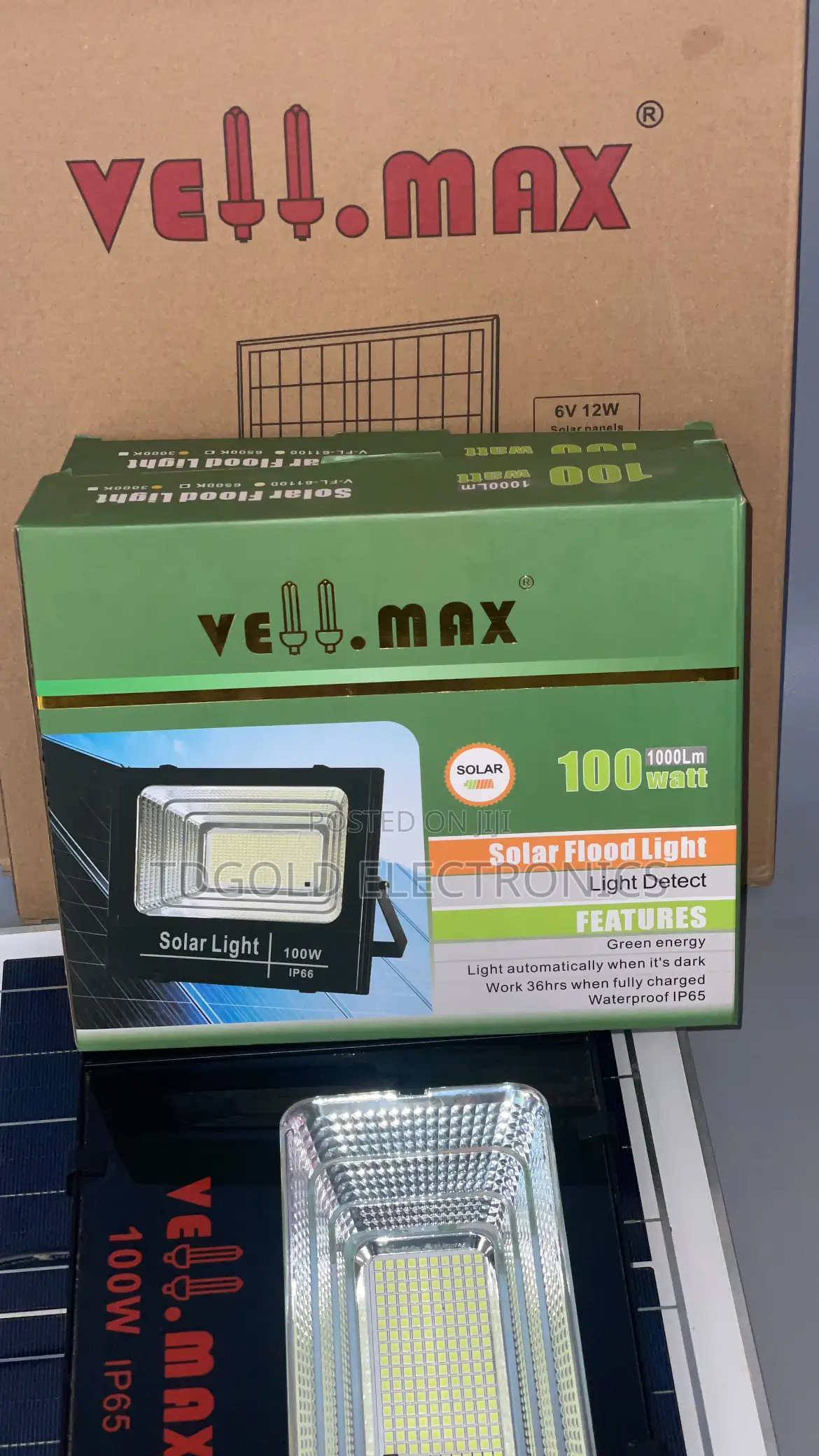 Vellmax Recharge Solar Light