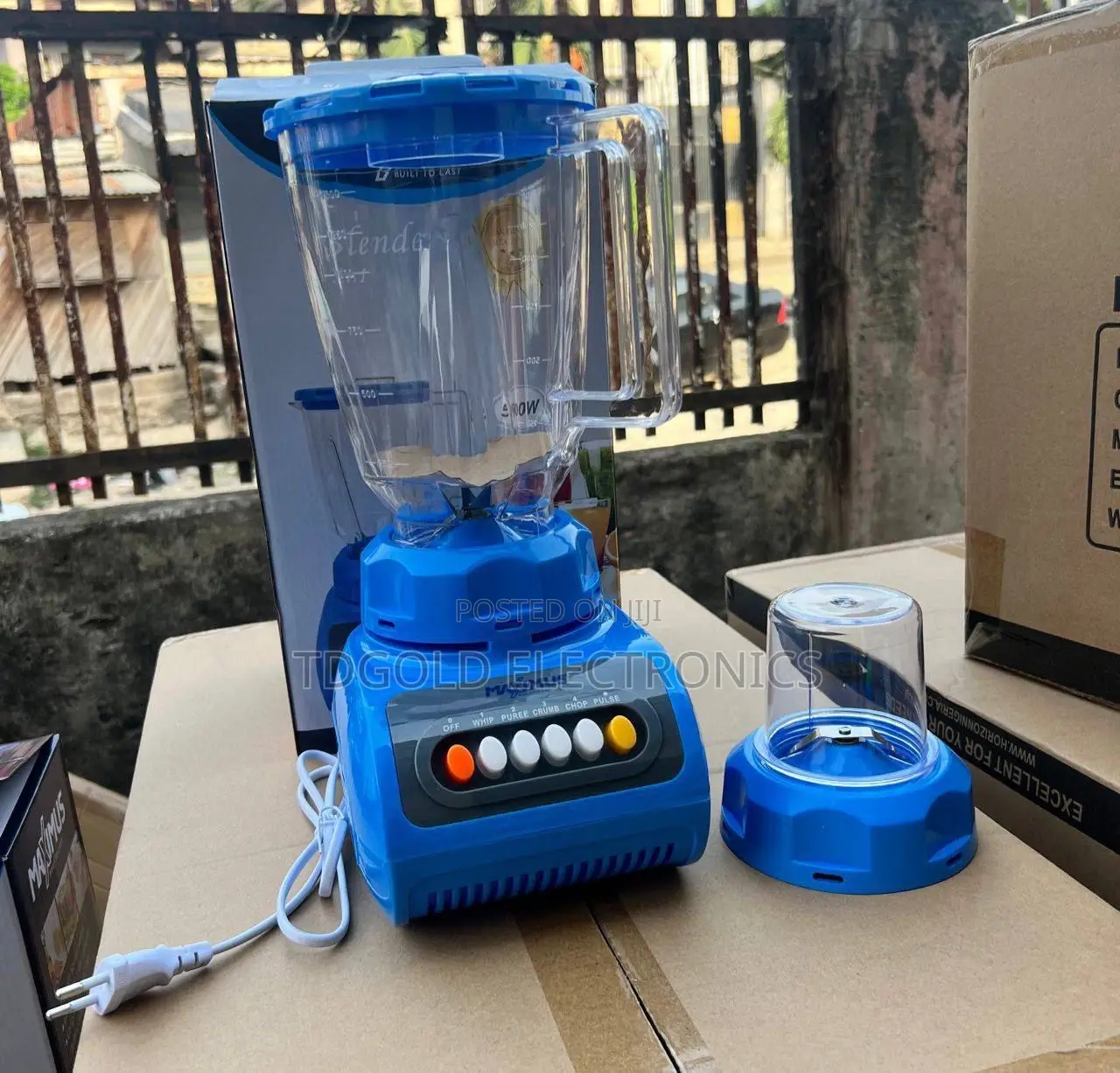 Maximus Fruit Blender