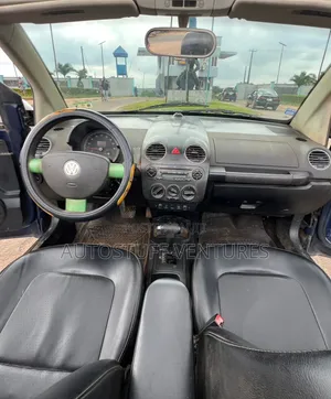Volkswagen Beetle 2006 Blue