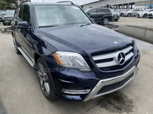 Mercedes-Benz GLK-Class Base GLK 350 4dr AWD 4MATIC (3.5L 6cyl 7A) 2015