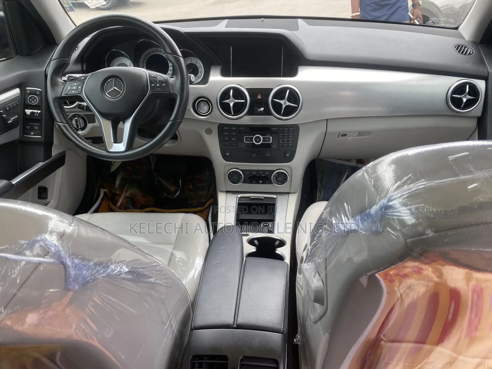 Mercedes-Benz GLK-Class Base GLK 350 4dr AWD 4MATIC (3.5L 6cyl 7A) 2015
