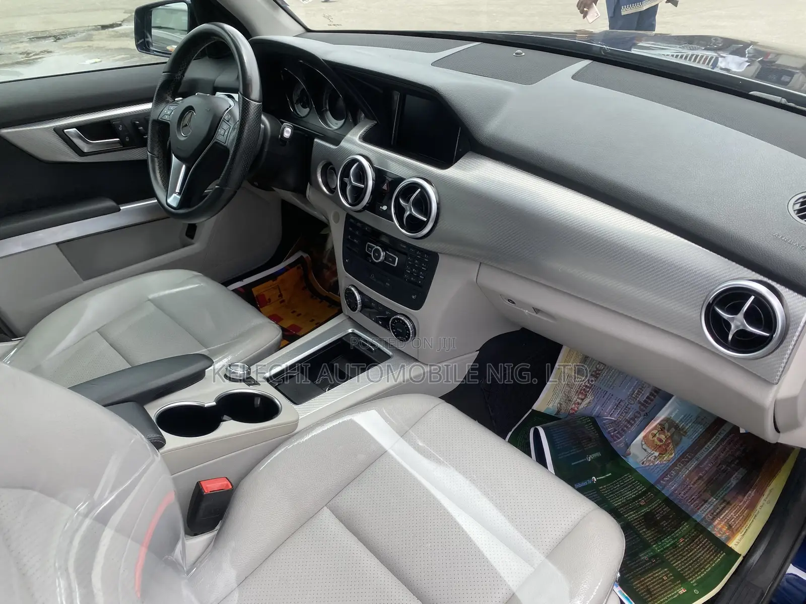 Mercedes-Benz GLK-Class Base GLK 350 4dr AWD 4MATIC (3.5L 6cyl 7A) 2015