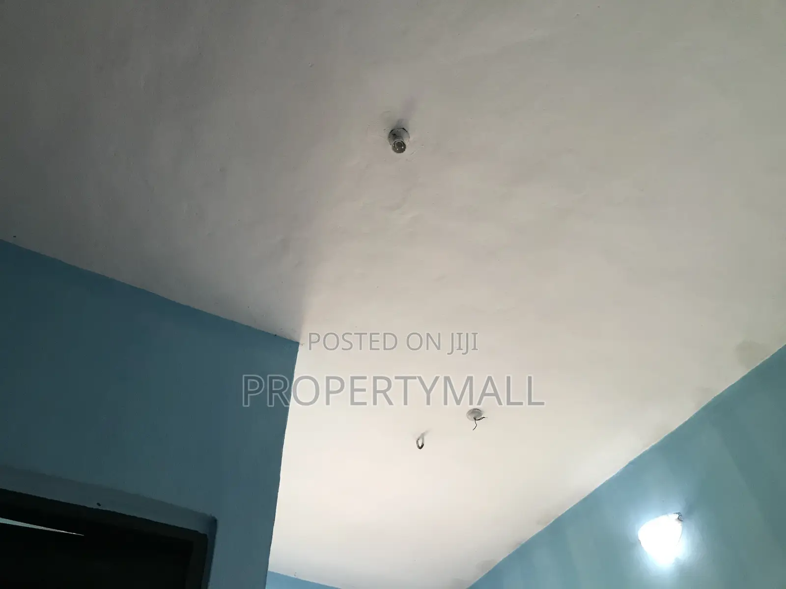 Secured Selfcon to Let