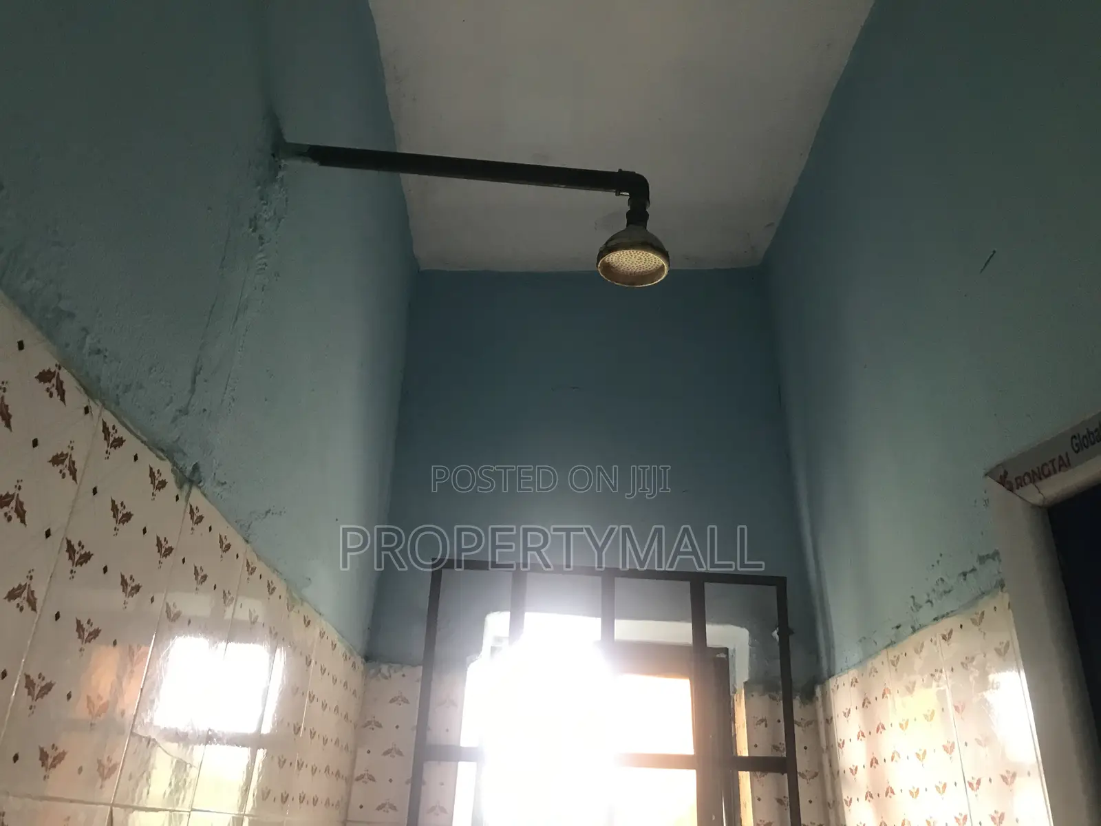Secured Selfcon to Let