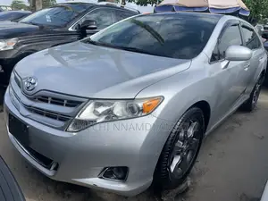 Toyota Venza V6 AWD 2012 Silver