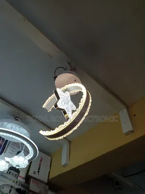 Very New Star Design Led Chandelier, Dropping Light.