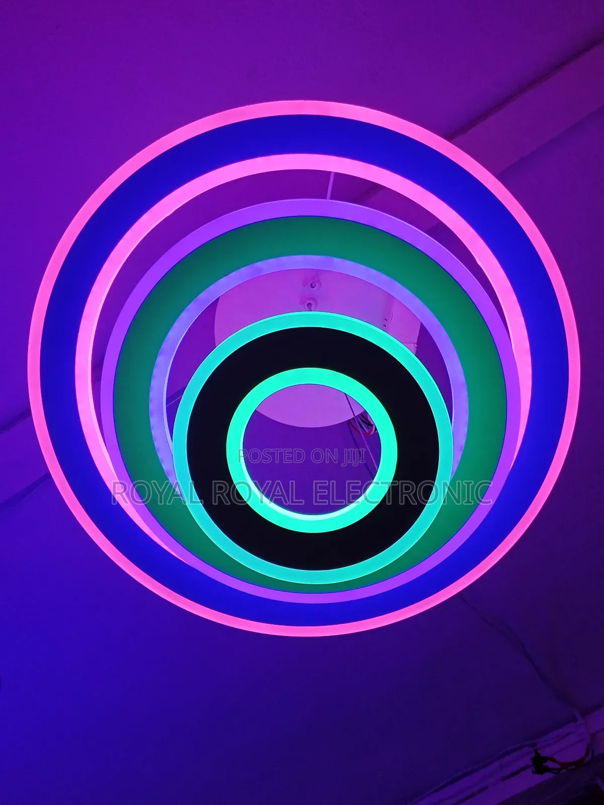 Multicolor New Led Chandelier, Dropping Light.