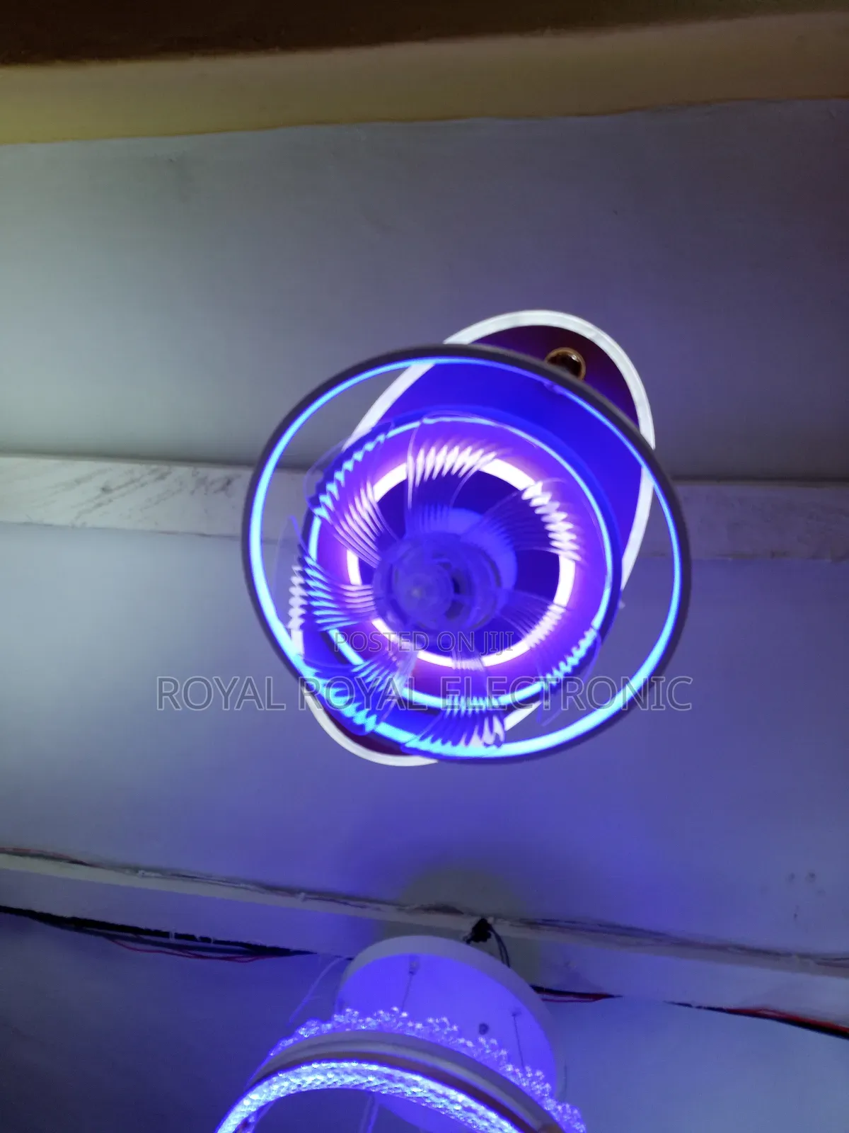 Led VIP Chandelier Fan Light With Remote.