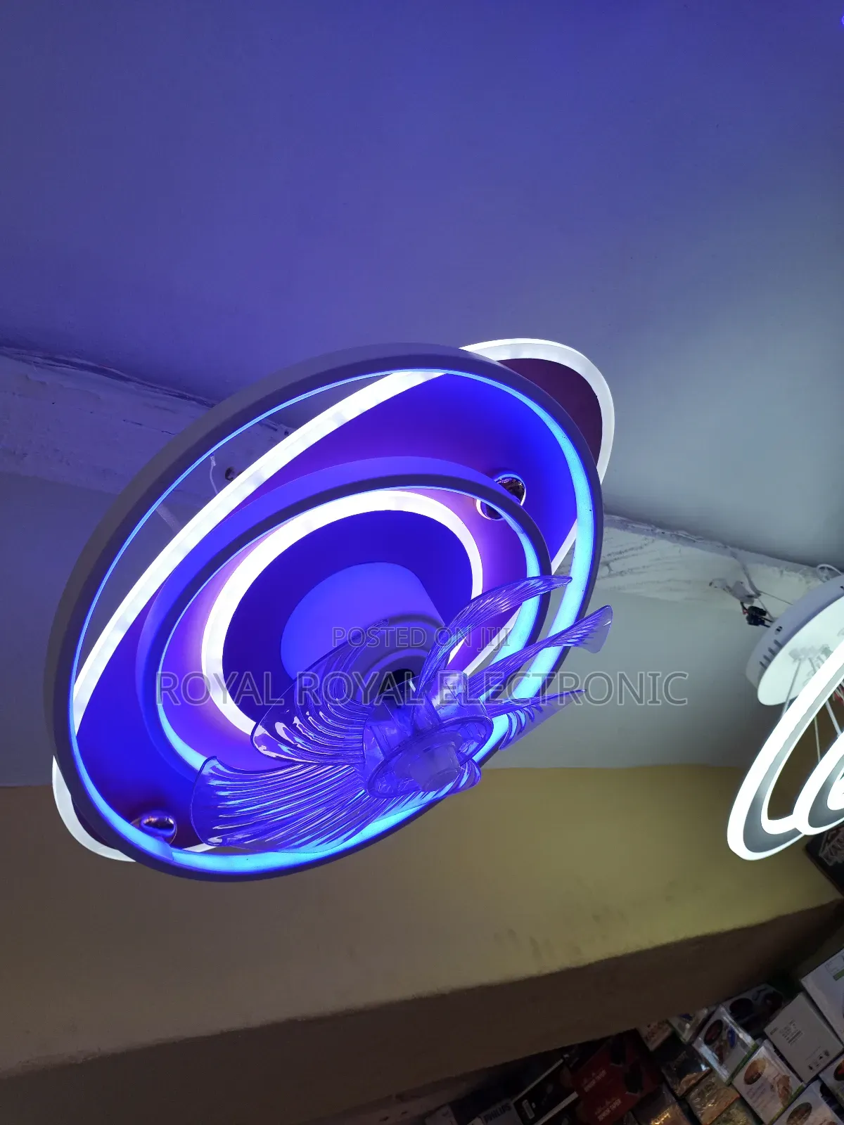 Led VIP Chandelier Fan Light With Remote.
