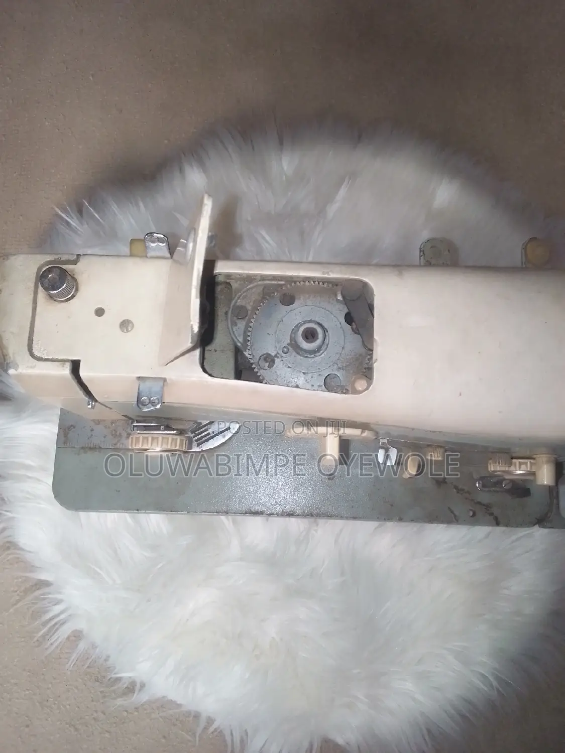 Manual Multipurpose Sewing Machine