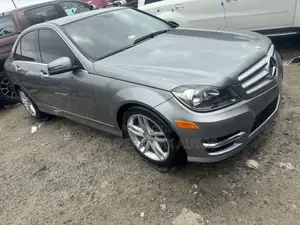 Mercedes-Benz C300 2013 Gray