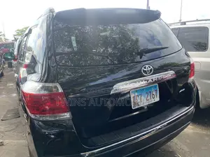 Toyota Highlander Limited 3.5l 4WD 2013 Black