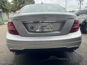Mercedes-Benz C300 2013 Silver