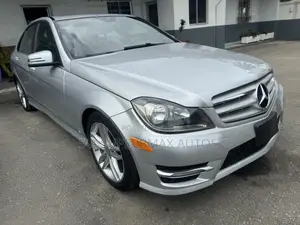 Mercedes-Benz C300 2013 Silver