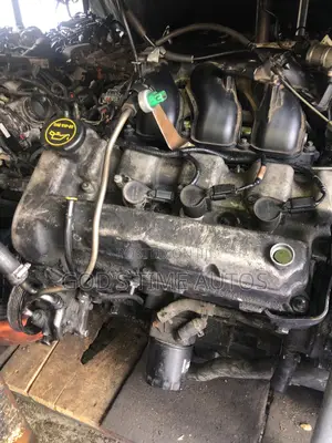 MPV Mazda 2000 Model V6
