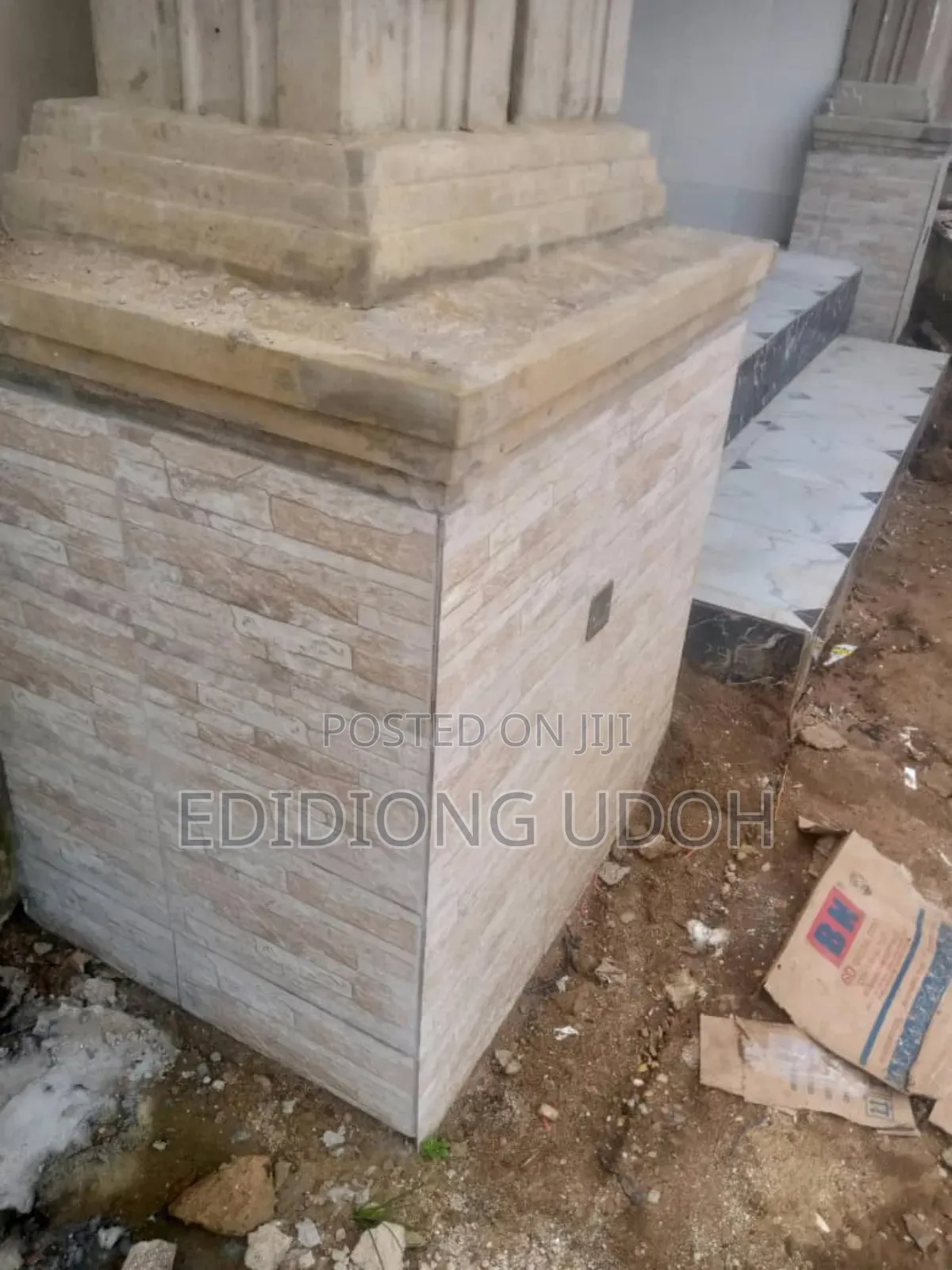 4bdrm Block of Flats in Ekom Iman, Uyo, Akwa for sale