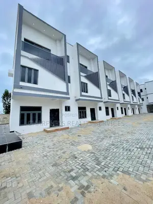 4bdrm Duplex in Igbo-efon for sale
