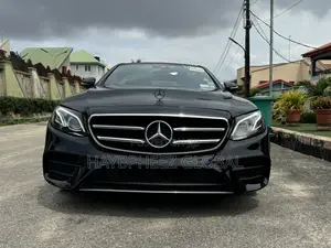 Mercedes-Benz E300 2018 Black