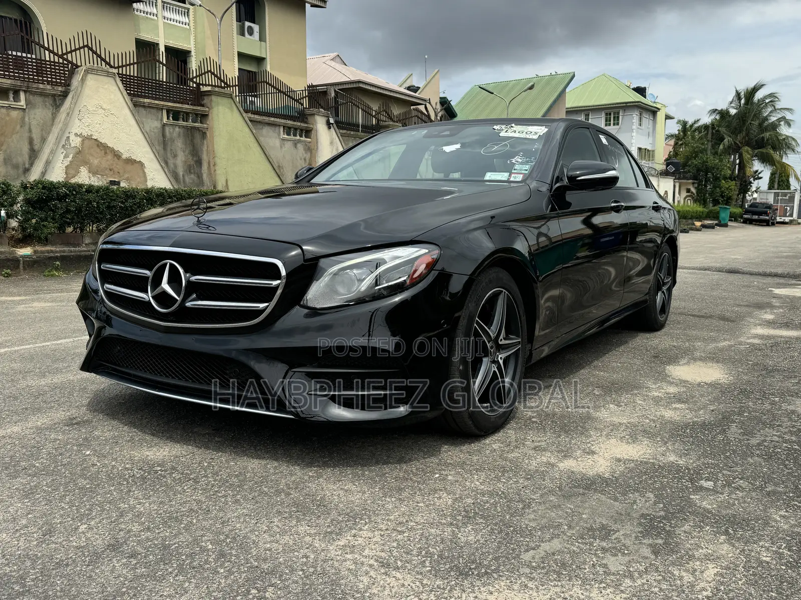 Mercedes-Benz E300 2018 Black