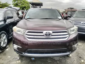 Toyota Highlander Limited 3.5l 4WD 2013 Burgundy